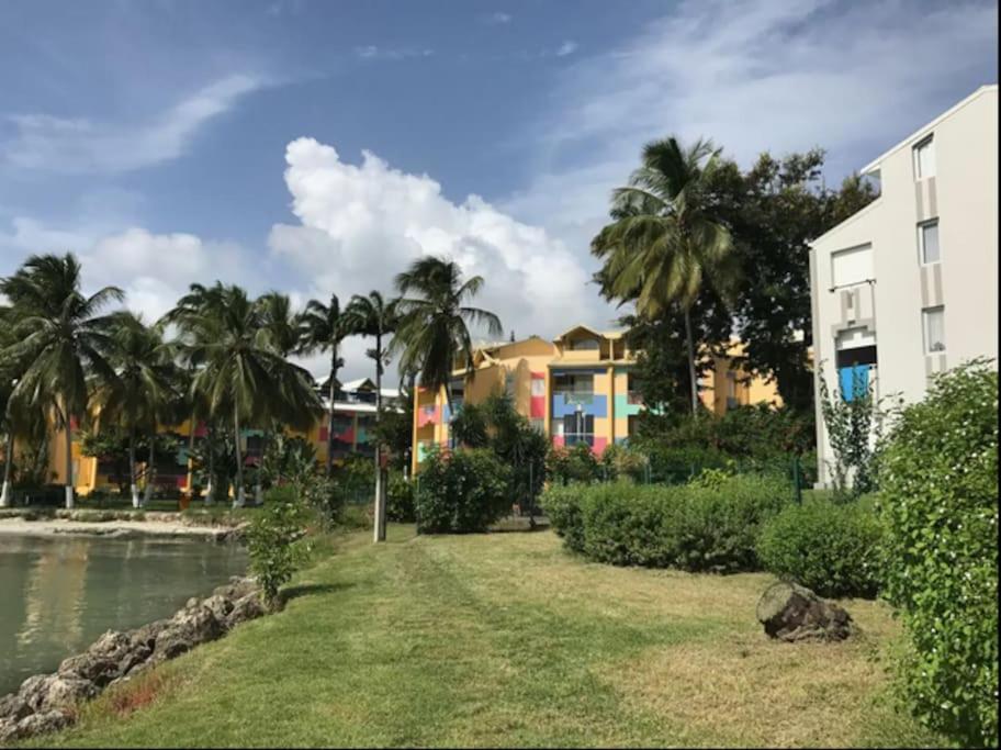 Superbe T2 vue mer&accès plage Le Gosier  Extérieur photo