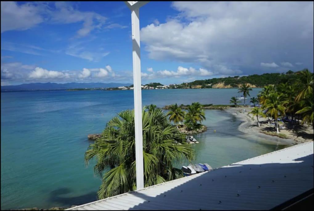 Superbe T2 vue mer&accès plage Le Gosier  Extérieur photo